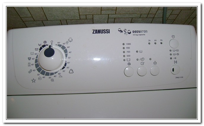 Панель стиральной машины Zanussi